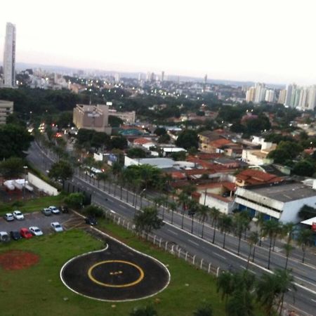 Flat no Bristtol Hotel, Super Confortável , Andar Alto, Arejado, Linda Vista, Ótima Localização Goiânia Exterior foto